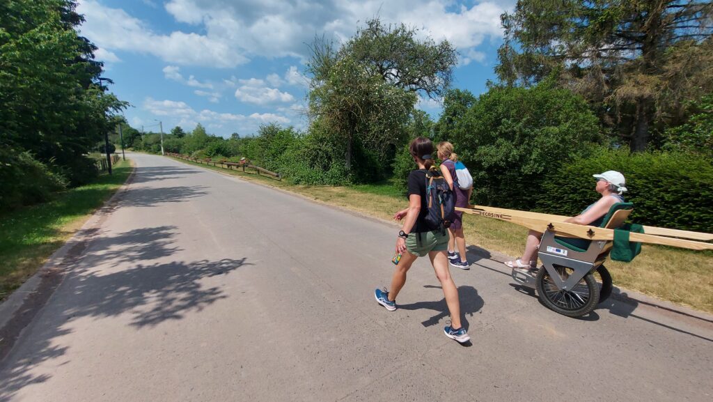 Paysage le long d'une promenade avec la becasine de Wellin