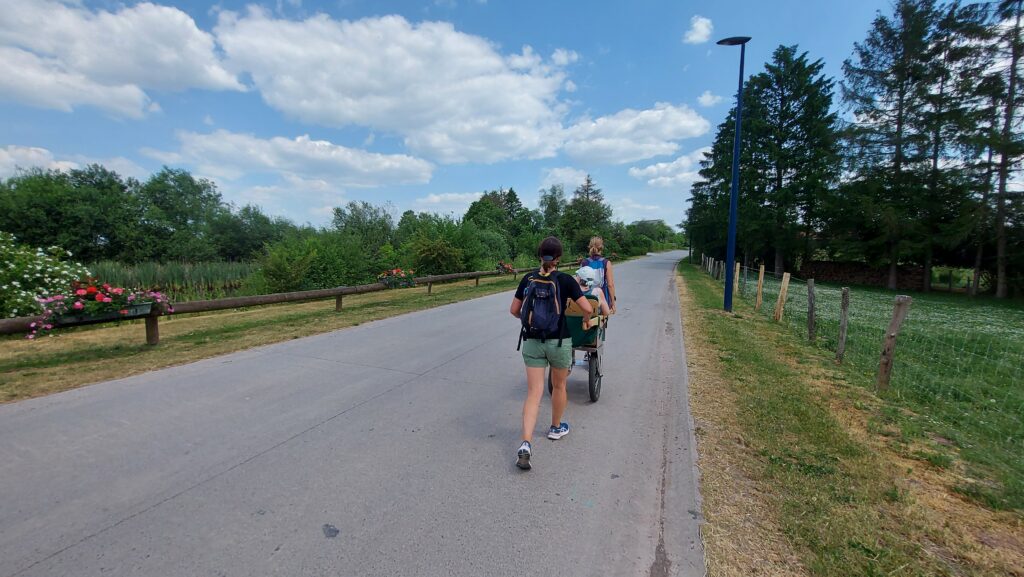 Paysage le long d'une promenade avec la becasine de Wellin