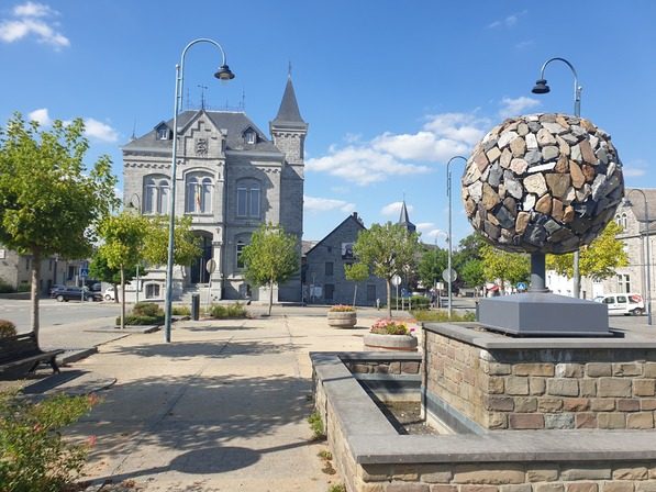 Paysage le long d'une promenade avec la becasine de Wellin